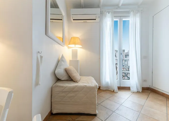 Campo Dei Fiori Sun With Balcony Apartament Rzym